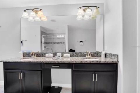 Villa ou maison à vendre à Davenport, Floride: 6 chambres, 316.24 m2 № 2410219 - photo 28