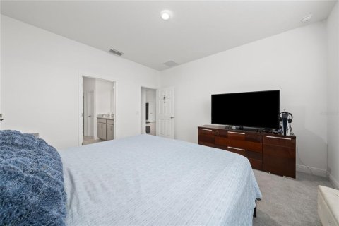 House in Groveland, Florida 4 bedrooms, 198.25 sq.m. № 2206365 - photo 21