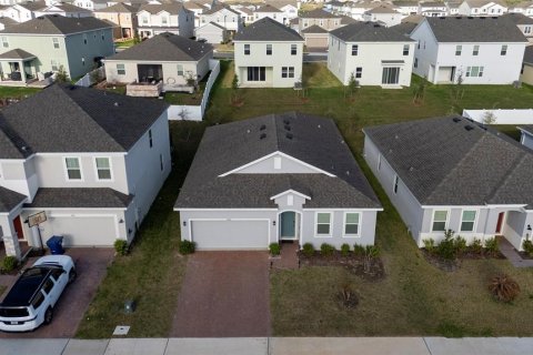 House in Groveland, Florida 4 bedrooms, 198.25 sq.m. № 2206365 - photo 27