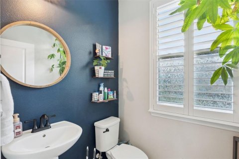 Townhouse in Oviedo, Florida 3 bedrooms, 196.95 sq.m. № 2093298 - photo 15