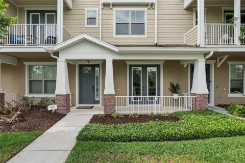 Townhouse in Oviedo, Florida 3 bedrooms, 196.95 sq.m. № 2093298