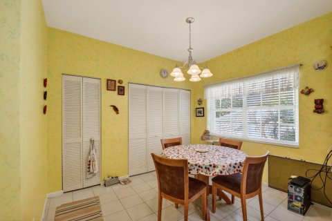 Condo in Boynton Beach, Florida, 2 bedrooms № 2245016 - photo 13