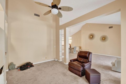 Condo in Boynton Beach, Florida, 2 bedrooms № 2245016 - photo 26