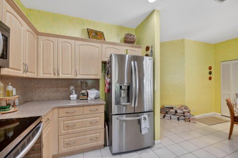Condo in Boynton Beach, Florida, 2 bedrooms № 2245016 - photo 10