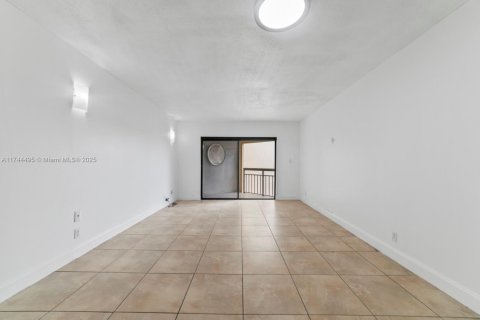 Купить кондоминиум в Дорал, Флорида 2 комнаты, 65.96м2, № 1693392 - фото 10