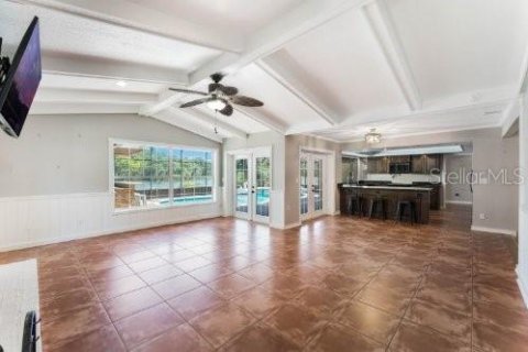 House in Longwood, Florida 5 bedrooms, 312.34 sq.m. № 2208501 - photo 12