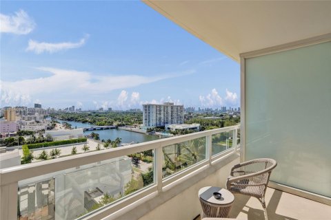 Copropriété à vendre à Miami Beach, Floride: 48.87 m2 № 1949062 - photo 13