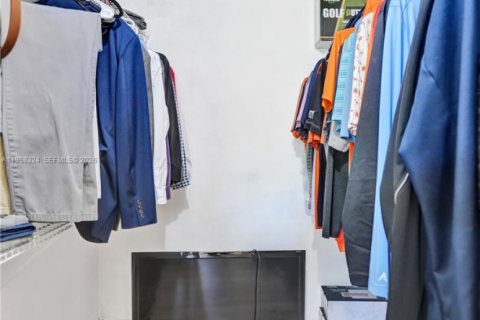 Condo in Deerfield Beach, Florida, 2 bedrooms № 2017665 - photo 18