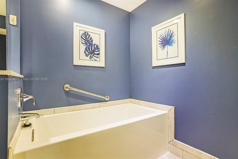 Adosado en venta en Jupiter, Florida, 3 dormitorios, 170.48 m2 № 1950541 - foto 26