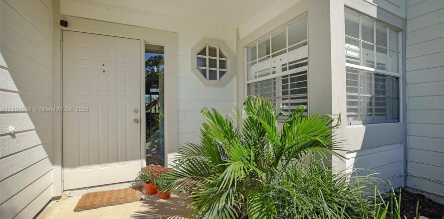 Adosado en Jupiter, Florida 3 dormitorios, 170.48 m2 № 1950541