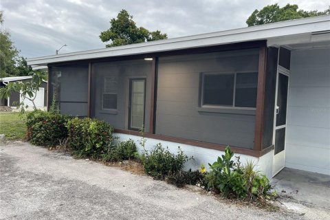 Apartamento en alquiler en Sarasota, Florida, 2 dormitorios, 81.75 m2 № 2147915 - foto 17