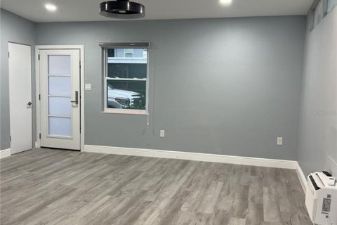 Apartamento en alquiler en Sarasota, Florida, 2 dormitorios, 81.75 m2 № 2147915 - foto 5