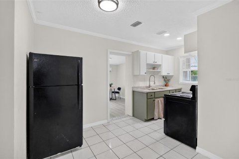 House in Inverness, Florida 2 bedrooms, 81.29 sq.m. № 2403698 - photo 16