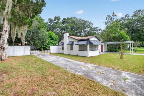 House in Inverness, Florida 2 bedrooms, 81.29 sq.m. № 2403698 - photo 2