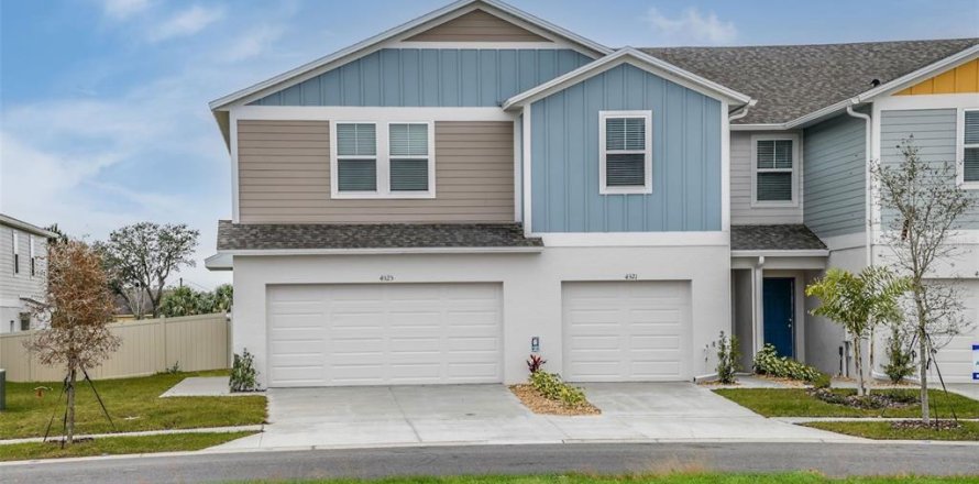 Townhouse in Haines City, Florida 4 bedrooms, 173.36 sq.m. № 1873180
