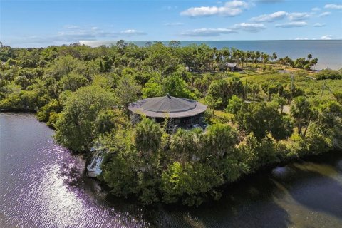 Land in Weeki Wachee, Florida № 2216662 - photo 29
