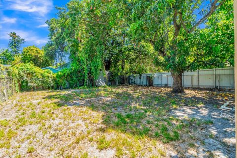 Villa ou maison à louer à Miami, Floride: 3 chambres, 74.32 m2 № 2388067 - photo 14