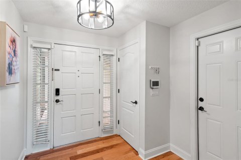 Villa ou maison à vendre à Tampa, Floride: 4 chambres, 247.03 m2 № 1877327 - photo 17