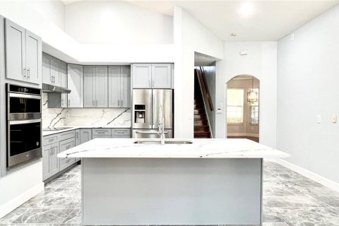 Casa en venta en Orlando, Florida, 6 dormitorios, 291.81 m2 № 1550407 - foto 12