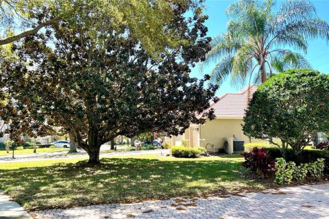 Casa en venta en Orlando, Florida, 6 dormitorios, 291.81 m2 № 1550407 - foto 3