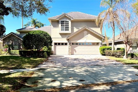 Casa en venta en Orlando, Florida, 6 dormitorios, 291.81 m2 № 1550407 - foto 2