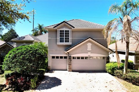 Casa en venta en Orlando, Florida, 6 dormitorios, 291.81 m2 № 1550407 - foto 1