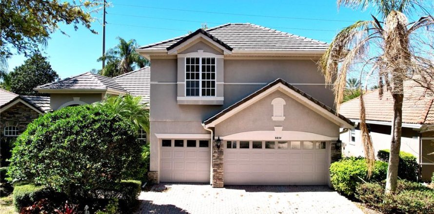 Casa en Orlando, Florida 6 dormitorios, 291.81 m2 № 1550407