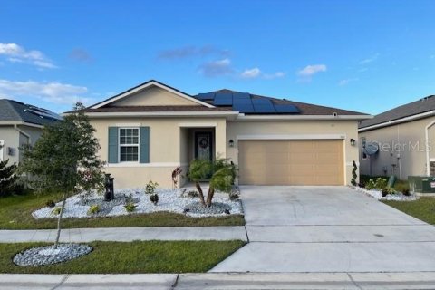 House in Davenport, Florida 3 bedrooms, 154.4 sq.m. № 2200664