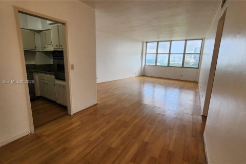 Copropriété à louer à Miami Beach, Floride: 1 chambre, 69.68 m2 № 2386959 - photo 6