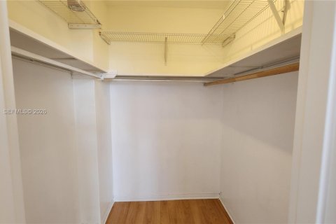 Copropriété à louer à Miami Beach, Floride: 1 chambre, 69.68 m2 № 2386959 - photo 15