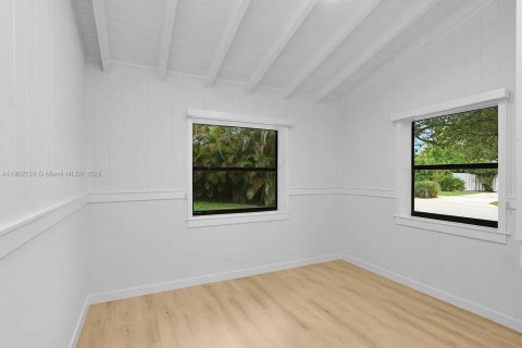 Casa en alquiler en South Miami, Florida, 4 dormitorios, 156.54 m2 № 1953603 - foto 17