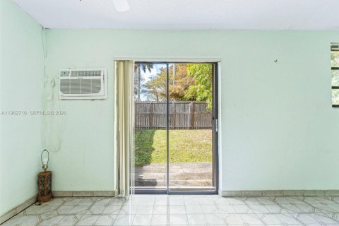 Купить виллу или дом в Майами, Флорида 1 комната, 134.34м2, № 2026713 - фото 29