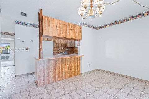 Купить виллу или дом в Майами, Флорида 1 комната, 134.34м2, № 2026713 - фото 27