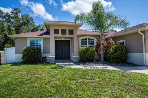 House in North Port, Florida 3 bedrooms, 159.79 sq.m. № 1804108 - photo 3