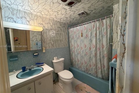 Condominio en venta en Miami Gardens, Florida, 1 dormitorio, 64.2 m2 № 2002091 - foto 14