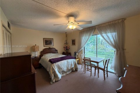 Condominio en venta en Miami Gardens, Florida, 1 dormitorio, 64.2 m2 № 2002091 - foto 13