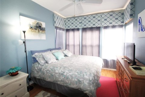 Condo in Bradenton, Florida, 3 bedrooms  № 1915373 - photo 6