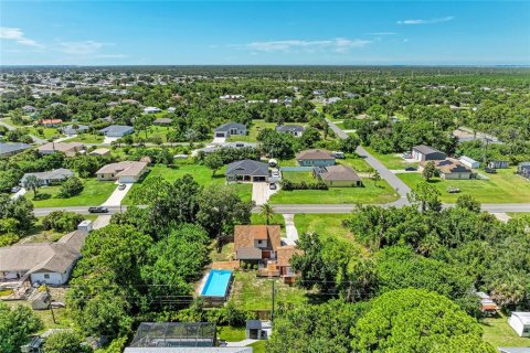 House in Englewood, Florida 2 bedrooms, 107.77 sq.m. № 2394291 - photo 13