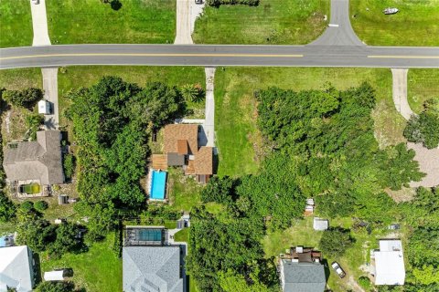 House in Englewood, Florida 2 bedrooms, 107.77 sq.m. № 2394291 - photo 17