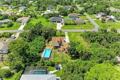 House in Englewood, Florida 2 bedrooms, 107.77 sq.m. № 2394291 - photo 15