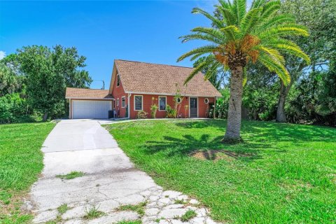 House in Englewood, Florida 2 bedrooms, 107.77 sq.m. № 2394291 - photo 3