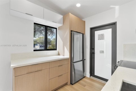 House in West Park, Florida 2 bedrooms, 53.14 sq.m. № 2032670 - photo 16