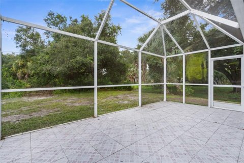 House in North Port, Florida 3 bedrooms, 133.41 sq.m. № 1886671 - photo 16