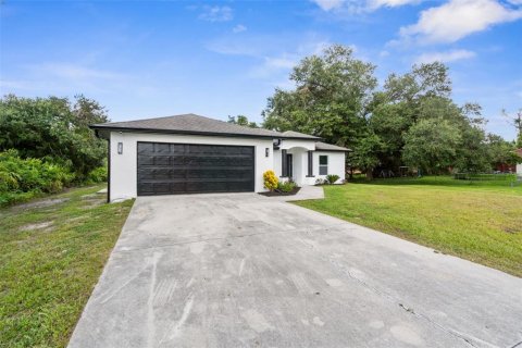 House in North Port, Florida 3 bedrooms, 133.41 sq.m. № 1886671 - photo 18