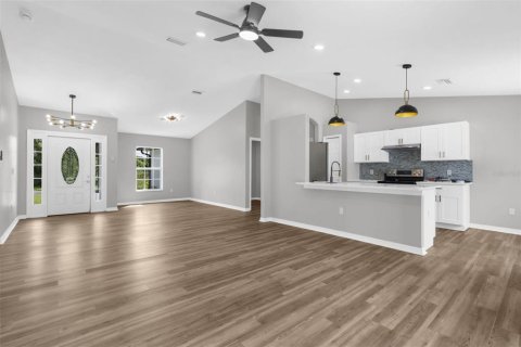 House in North Port, Florida 3 bedrooms, 133.41 sq.m. № 1886671 - photo 3
