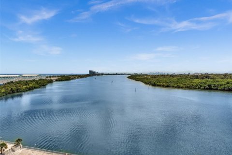 Снять в аренду кондоминиум в Санни-Айлс-Бич, Флорида 2 спальни, 104.05м2, № 2065139 - фото 2