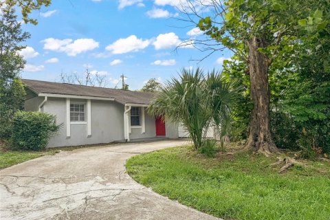 Villa ou maison à Casselberry, Floride 3 chambres, 96.99 m2 № 2418959