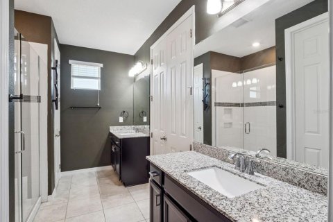 House in Oakland, Florida 4 bedrooms, 204.76 sq.m. № 2157620 - photo 28