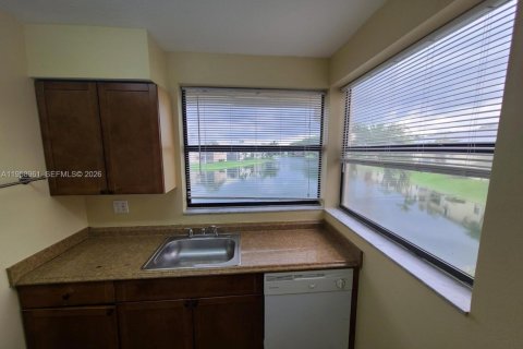 Снять в аренду квартиру в Хомстед, Флорида 2 спальни, 80.17м2, № 2080590 - фото 16