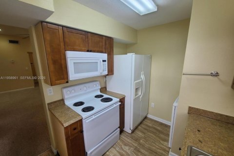 Снять в аренду квартиру в Хомстед, Флорида 2 спальни, 80.17м2, № 2080590 - фото 12